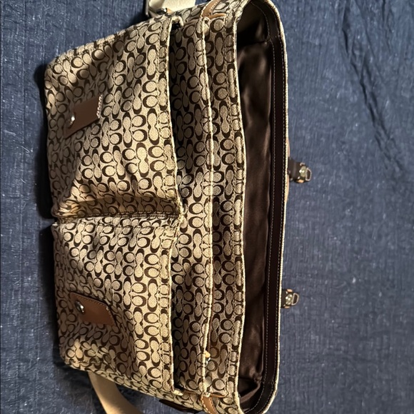 Coach Signature Beige Messenger Bag - Picture 2 of 3
